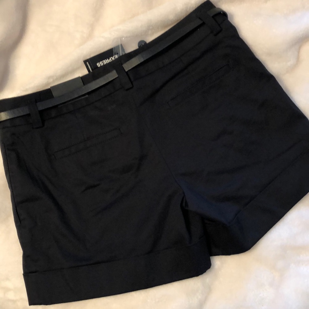 Shorts - Picture 2 of 6